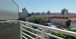 Amplio monoambiente amoblado