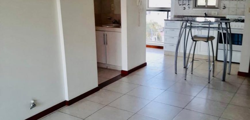 Departamento en Pichincha con parrillero