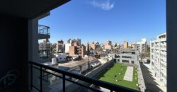Departamento a estrenar + cochera sobre Av. Pellegrini