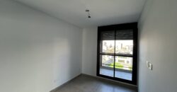 Departamento a estrenar + cochera sobre Av. Pellegrini