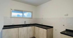 Casa a estrenar con piscina en Roldán