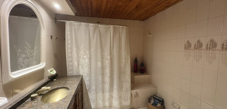 Casa en Abasto, PB + PA + Local