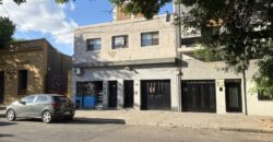 Casa en Abasto, PB + PA + Local