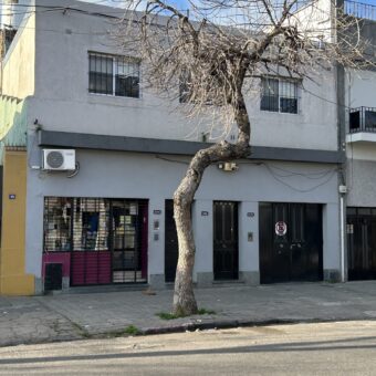 Casa en Abasto – Apto constructoras