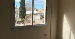 Depto a estrenar semipiso con cochera