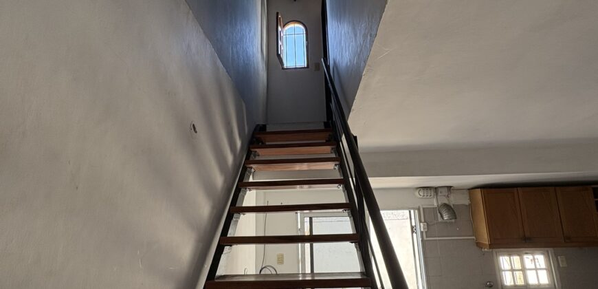 Oportunidad: casa de pasillo en Arroyito