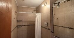 Oportunidad: casa de pasillo en Arroyito