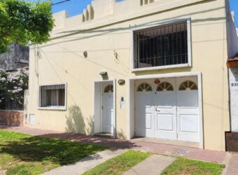 Casa en Alberdi con jardín