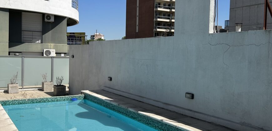 Departamento con amplia terraza en Arroyito