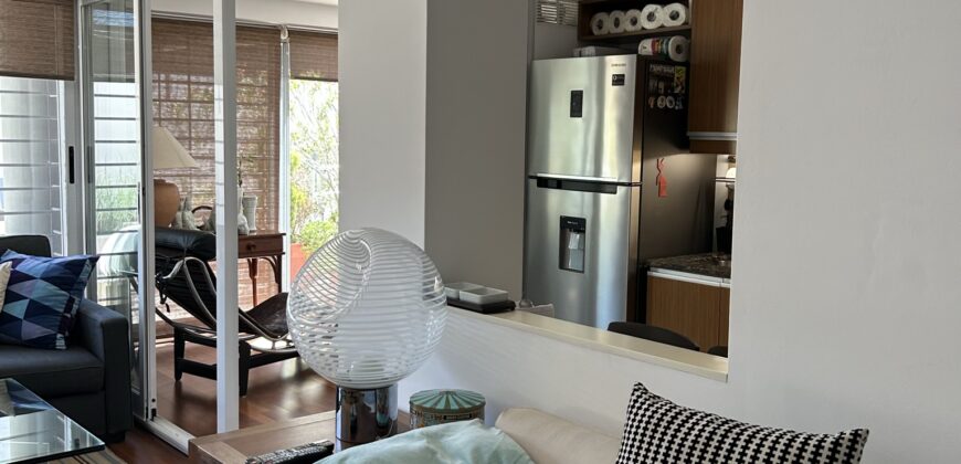 Departamento con amplia terraza en Arroyito