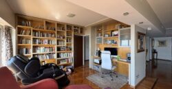 Imponente departamento con vista franca al río