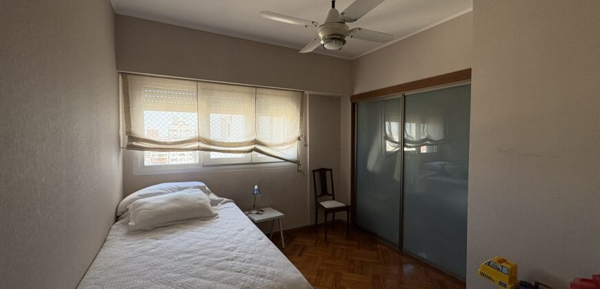 Imponente departamento con vista franca al río