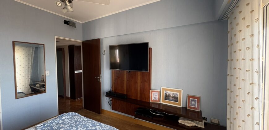 Imponente departamento con vista franca al río