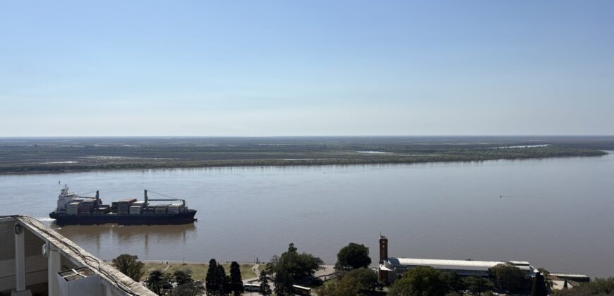 Imponente departamento con vista franca al río