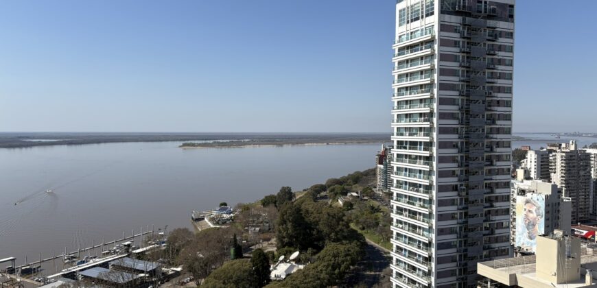 Imponente departamento con vista franca al río