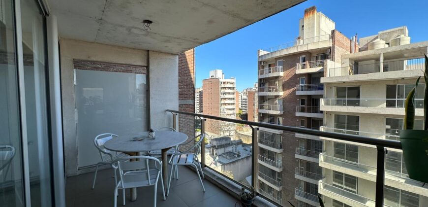 Formidable departamento de 2 dorm. con cochera.