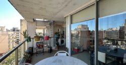 Formidable departamento de 2 dorm. con cochera.