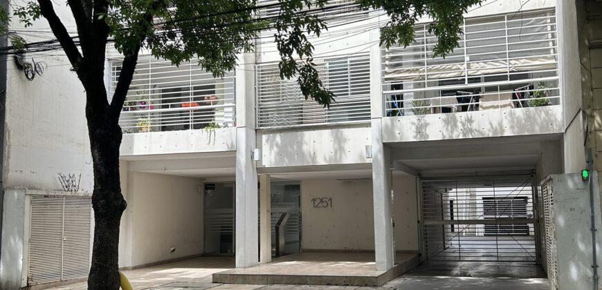 Departamento 2 dormitorios con cochera