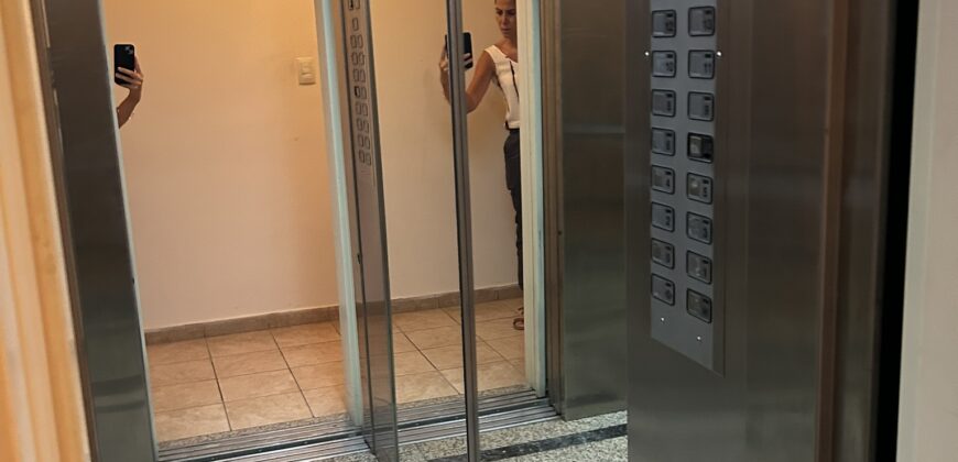 Departamento 2 dormitorios con cochera