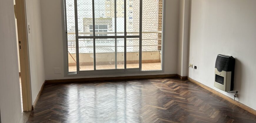 Departamento 2 dormitorios con cochera